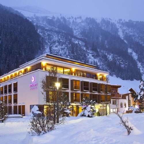 Anthony’s Life et Style Hotel