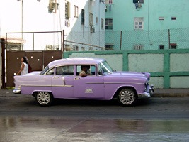 cuba-oldtimer-paars