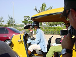havana-cocotaxi-2