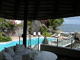 sunset-beach-zwembad